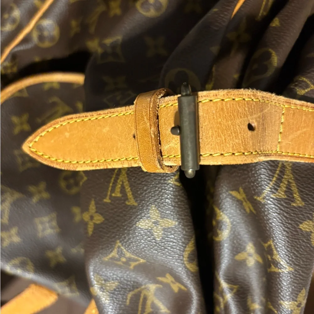 Louise Vuitton Large Saddle Bag Good Condition Great Corners Clean with COA